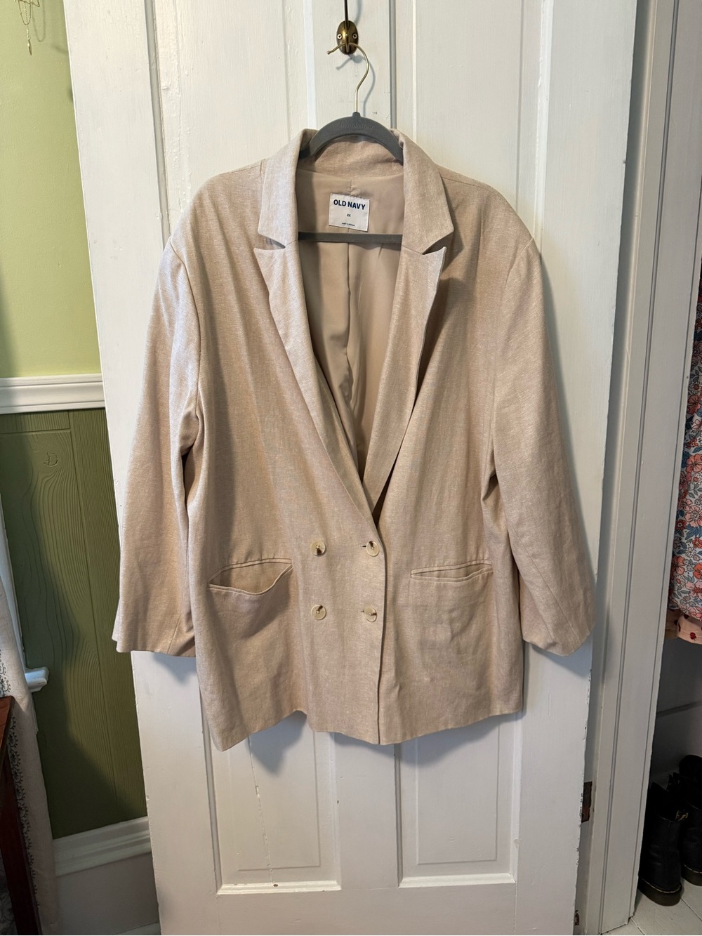 Old Navy Beige Double-Breasted Women's Blazer with Gold-Tone Buttons